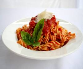 Spicy Fusilli Pasta in Cheesy Red Sauce